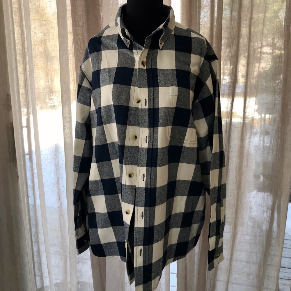 Blue and white flannel Hobbs creek s L